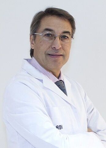 Doutor Dermatólogo Andi Sanz