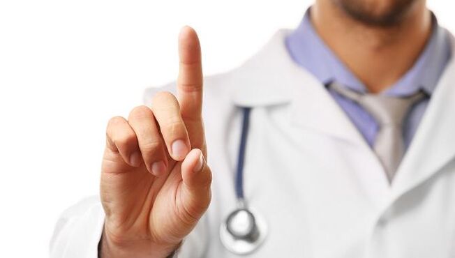 o médico advirte contra o tratamento frecuente dos pés con antimicóticos locais