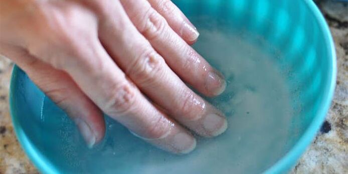 baño de unhas para fungos